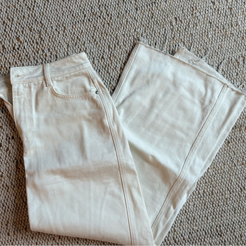 Zara Cream Maxi Skirt Elegant and Versatile